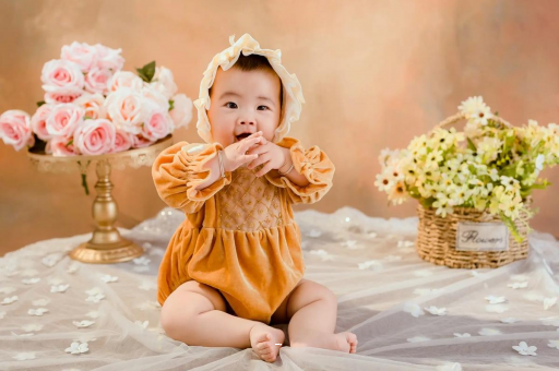 汶上宝宝睡觉爱笑 汶上宝宝睡觉爱笑